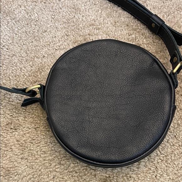 Portland Leather Small Round Black Leather Crossbody Bag - Picture 4 of 7